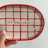 Hot Girls Read Dish