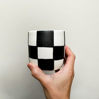 b&w Porcelain Grid Tumbler (14 oz)
