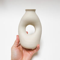 Donut Keyhole Vase 4